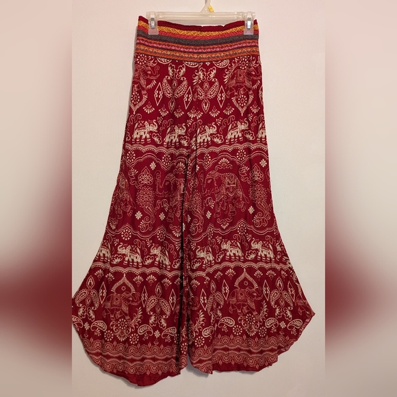 Kathmandu Pants - Kathmandu Red Boho Pants Women's Standard Size New With Tags.